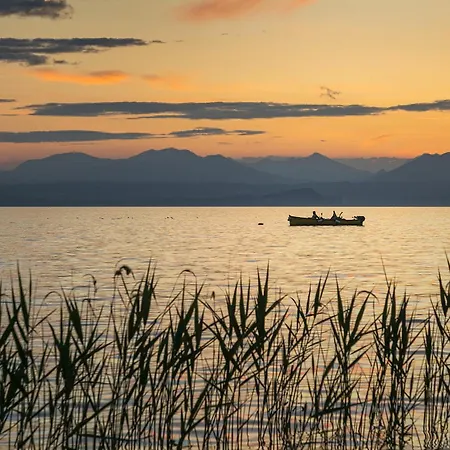 Albatross Mobile Homes On Cisano & San Vito S. P. A. 巴多利诺