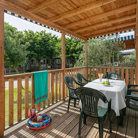 Albatross Mobile Homes On Cisano & San Vito S. P. A. Campsite 4*