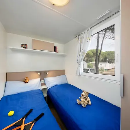 Albatross Mobile Homes On Cisano & San Vito S. P. A. 4*