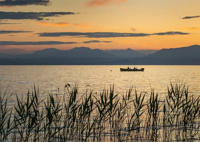 Albatross Mobile Homes On Cisano & San Vito S. P. A. Bardolino